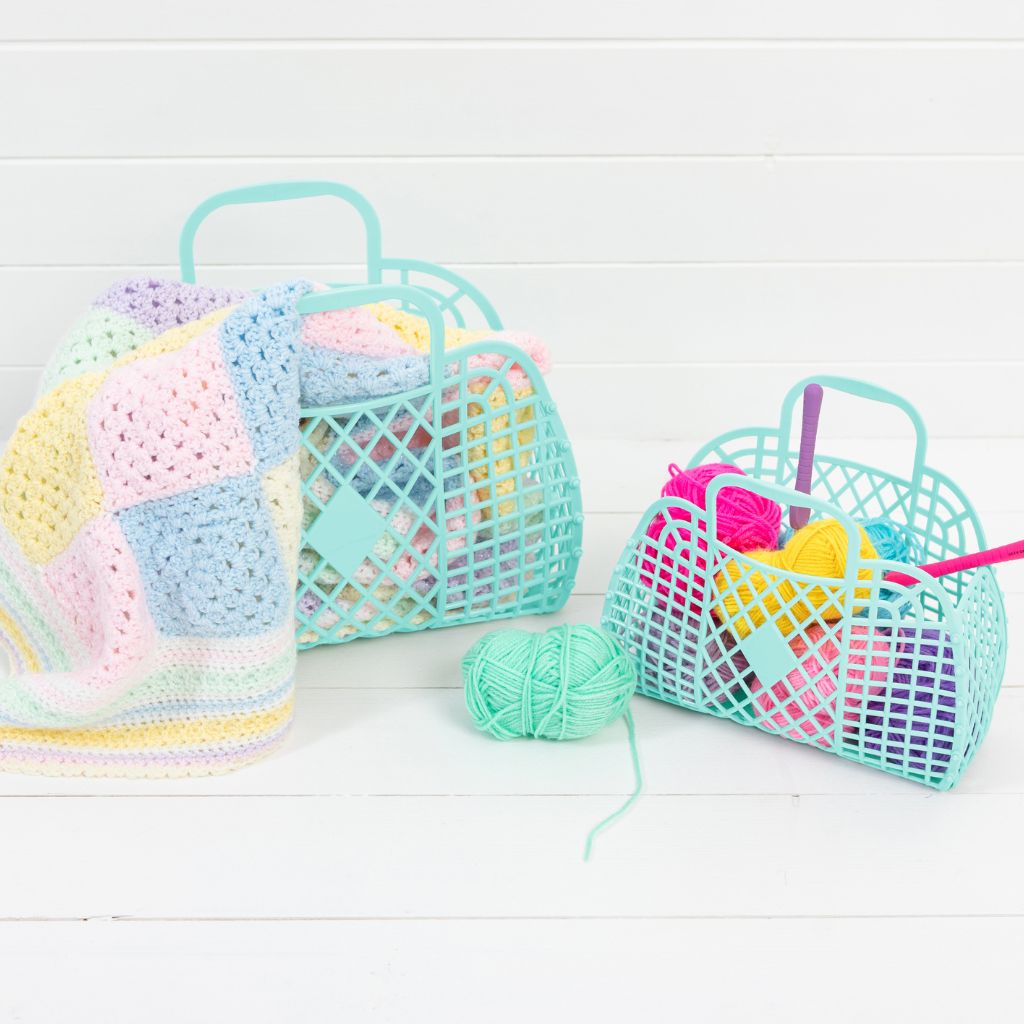 Product shot of the Sun Jellies Large and Small Retro Basket in Seafoam