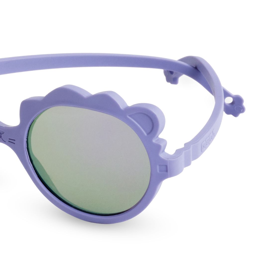 Close up shot of the side of the Ki et La Lion Sunglasses in Lilac