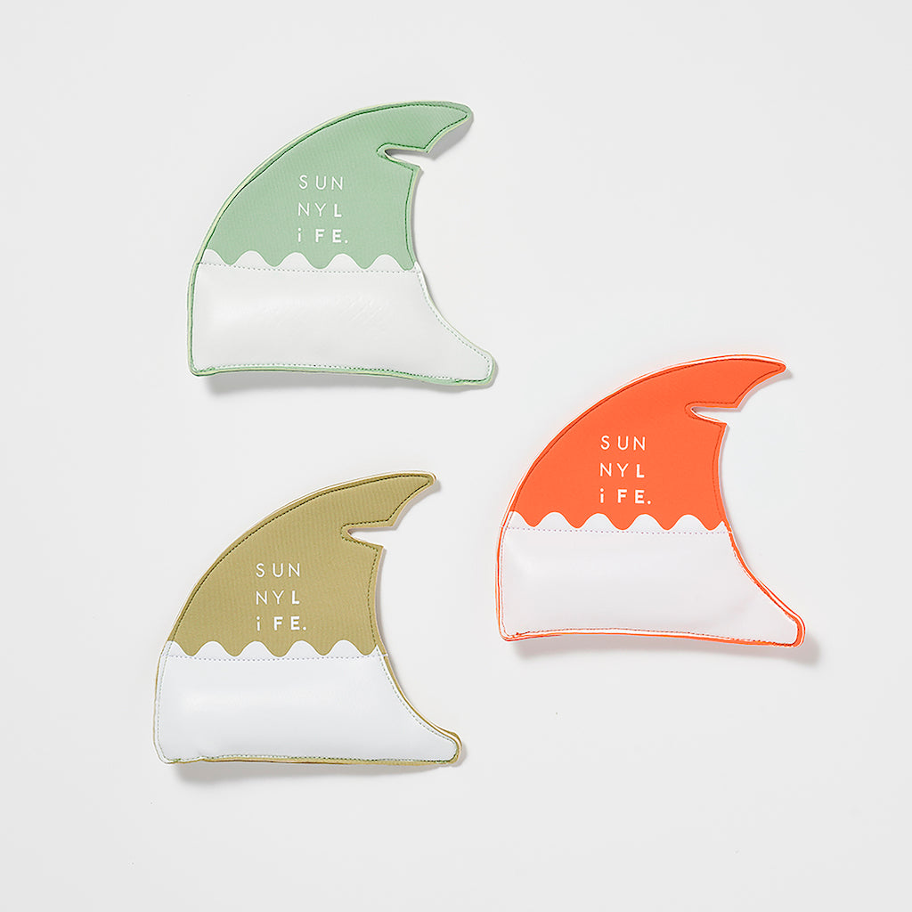 Product shot of Sunnylife shark fins dive buddies in a set of three